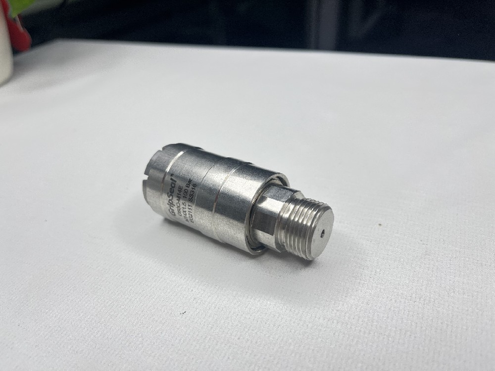 格雷希爾GripSeal油壓快速接頭的通用性，提升工業(yè)連接效率的關(guān)鍵組件.jpg